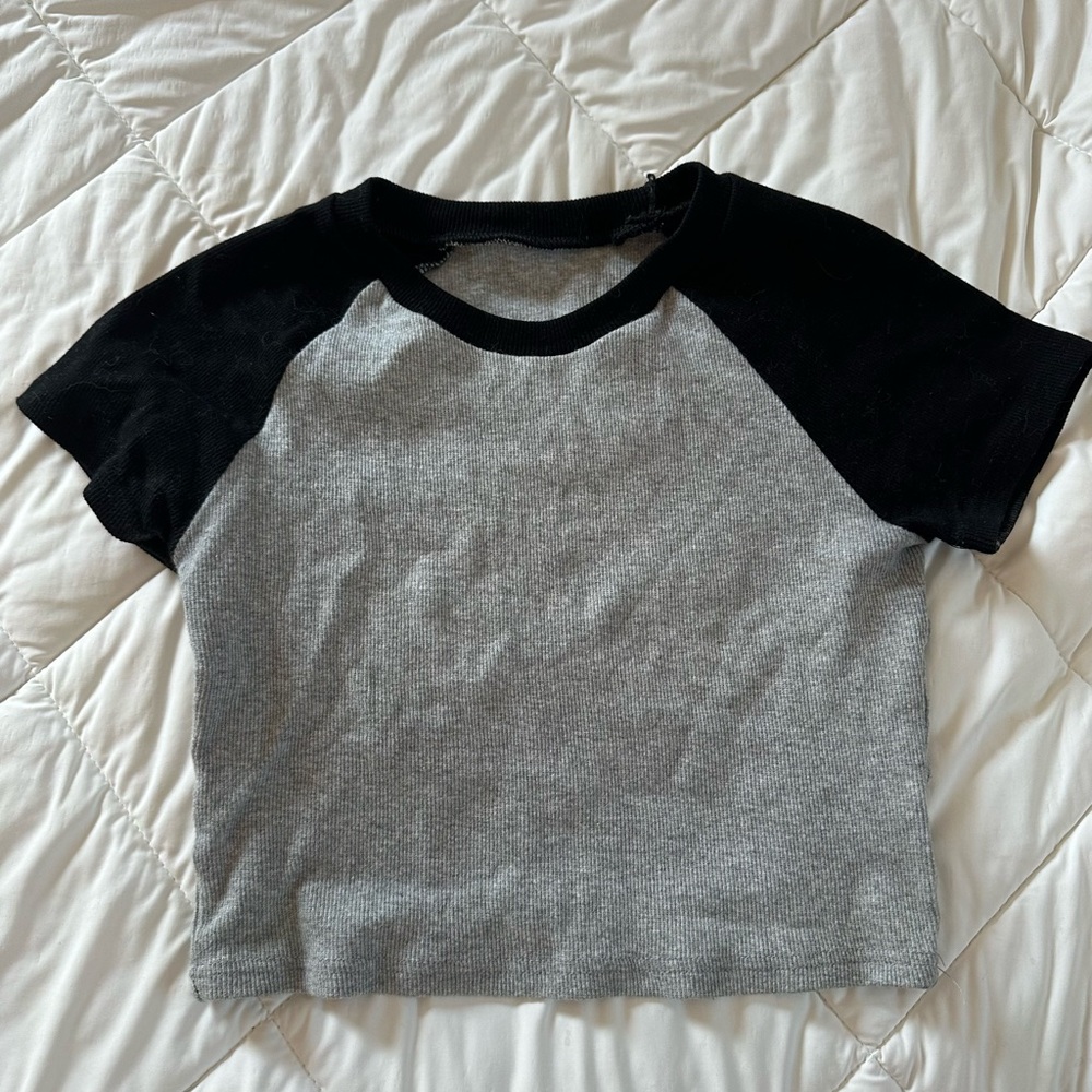 Women’s Cropped Black and Gray Raglan T-Shirt